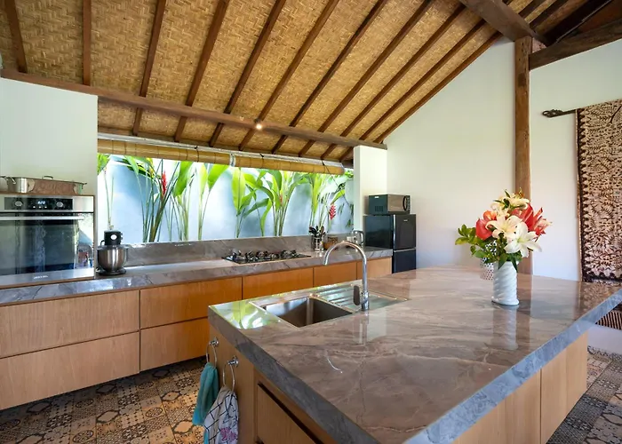Kelapa Di Sawah By Travellink Bali Villa
